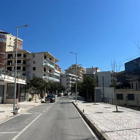 Blue - By Luckymoonapartments Sarandë